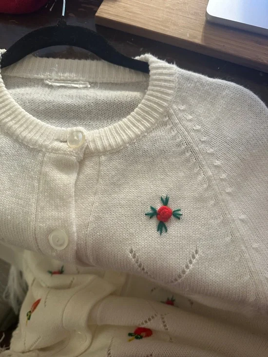 60s Embroidered Knit Fringed Capelet, Perfect For Spring - Picture 1 of 2